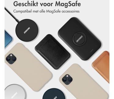 Accezz Liquid Silicone Backcover met MagSafe