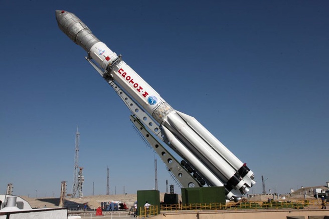 Proton-M raket