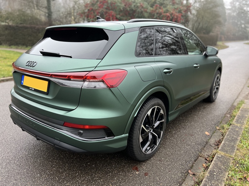 Afbeeldingslocatie: https://tweakers.net/i/rzRhTZ096MM_jUoM8kMXly-LnCs=/800x/filters:strip_icc():strip_exif()/f/image/2im4we7YHuKF119K5MvFHWyD.jpg?f=fotoalbum_large