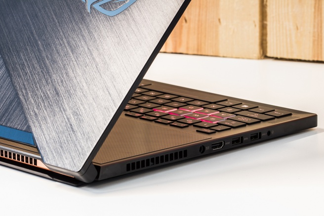 Asus GX501