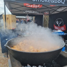 Afbeeldingslocatie: https://tweakers.net/i/s12bet6slL_J0mN2jq6MckxWuu8=/232x232/filters:strip_icc():strip_exif()/f/image/JQHmSZc6QEsRNlb6LAg75WDh.jpg?f=fotoalbum_tile