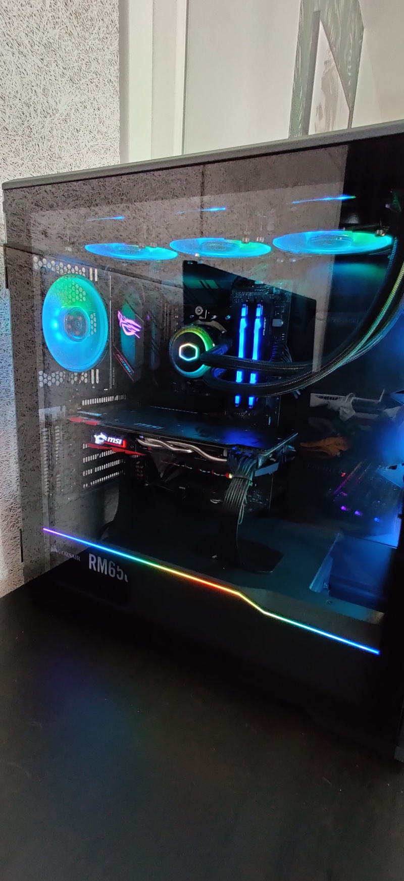 Afbeeldingslocatie: https://tweakers.net/i/s2WA8Q-Cw-ze2aIQ9eQIk-46XUY=/800x/filters:strip_icc():strip_exif()/f/image/pgamhjMWnj9J7bnARYnGLwud.jpg?f=fotoalbum_large