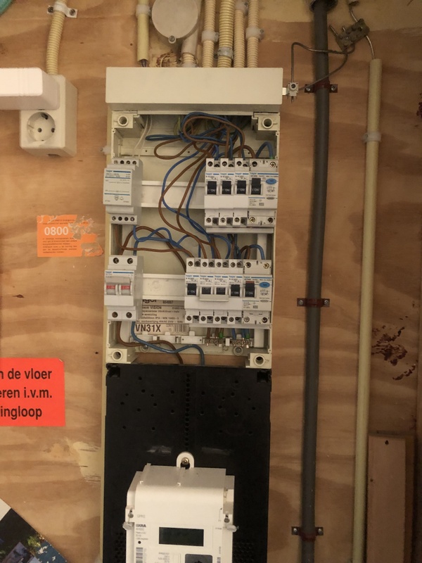 Afbeeldingslocatie: https://tweakers.net/i/s9JptPtCDOLSl1w5lRhx4WABiNI=/x800/filters:strip_icc():strip_exif()/f/image/o0sttw3CuEwakuHqNSDSUYqq.jpg?f=fotoalbum_large