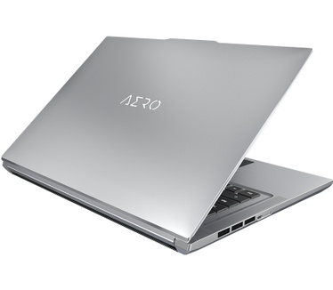 Gigabyte Aero 16 XE5-73UK938HP