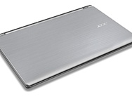 Acer Aspire V7-582PG