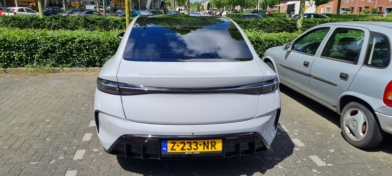 Afbeeldingslocatie: https://tweakers.net/i/sCvZOpGBXxTiUqO86Sb5C8J-iFo=/800x/filters:strip_icc():strip_exif()/f/image/7U52bP8qpHHvmxLxwg4CdmAx.jpg?f=fotoalbum_large
