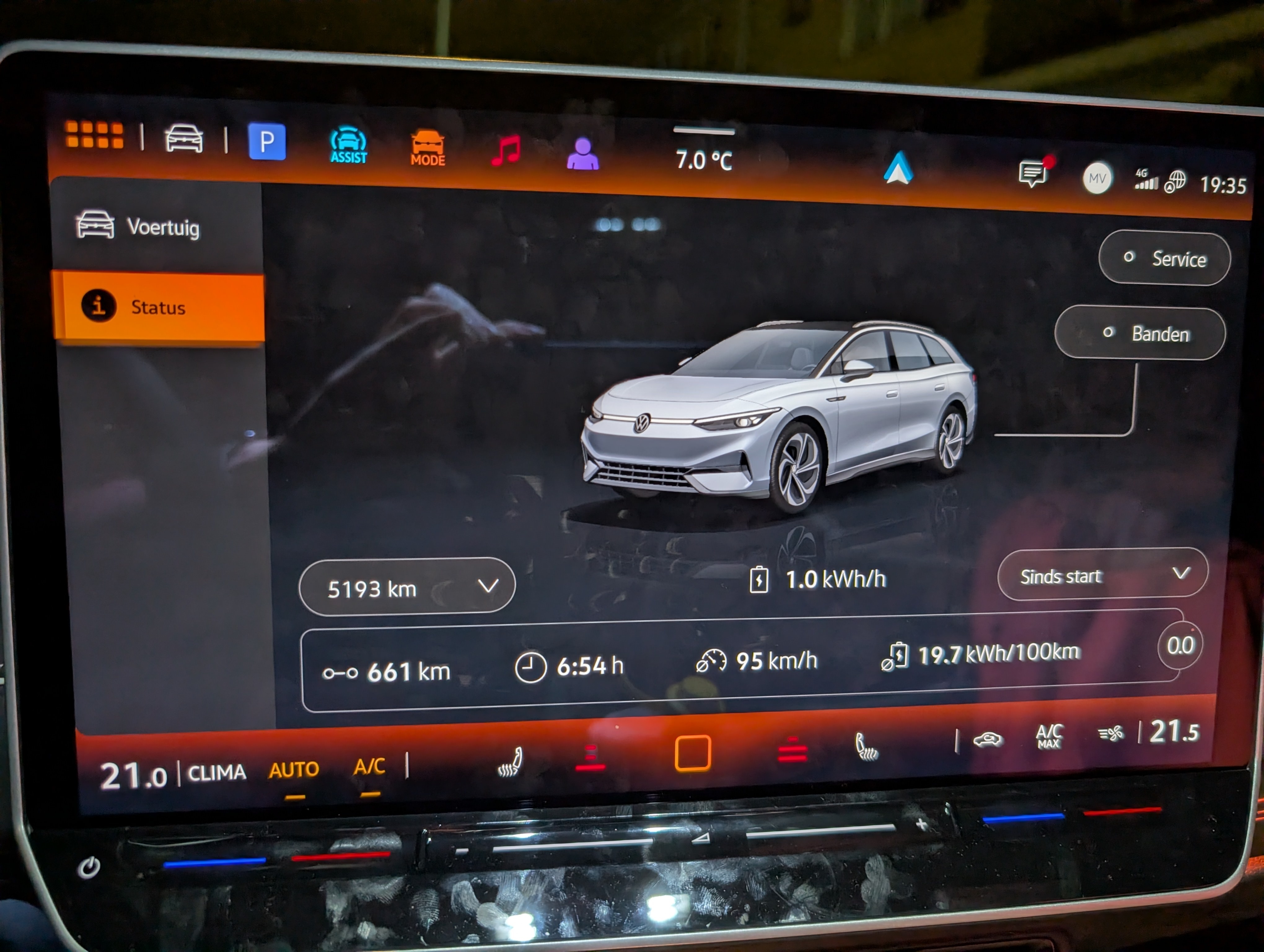 Afbeeldingslocatie: https://tweakers.net/i/sDl_iZIk-u8vh14MbSIIZdDnedo=/fit-in/4920x3264/filters:max_bytes(3145728):no_upscale():strip_icc():strip_exif()/f/image/lDWZyT17RCPGrTauJxS9G05v.jpg?f=user_large