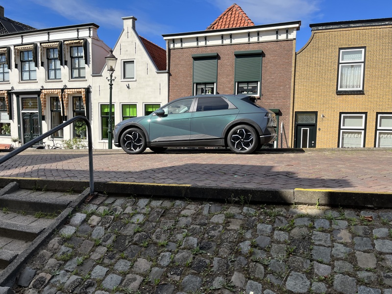 Afbeeldingslocatie: https://tweakers.net/i/sDlfPhBAaZ3431OlkHETdwKvtm4=/800x/filters:strip_icc():strip_exif()/f/image/vcRjroyrAEdZPo8nOFibl9Fe.jpg?f=fotoalbum_large