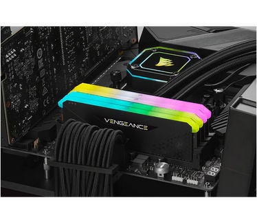 Corsair CMG64GX4M4E3200C16