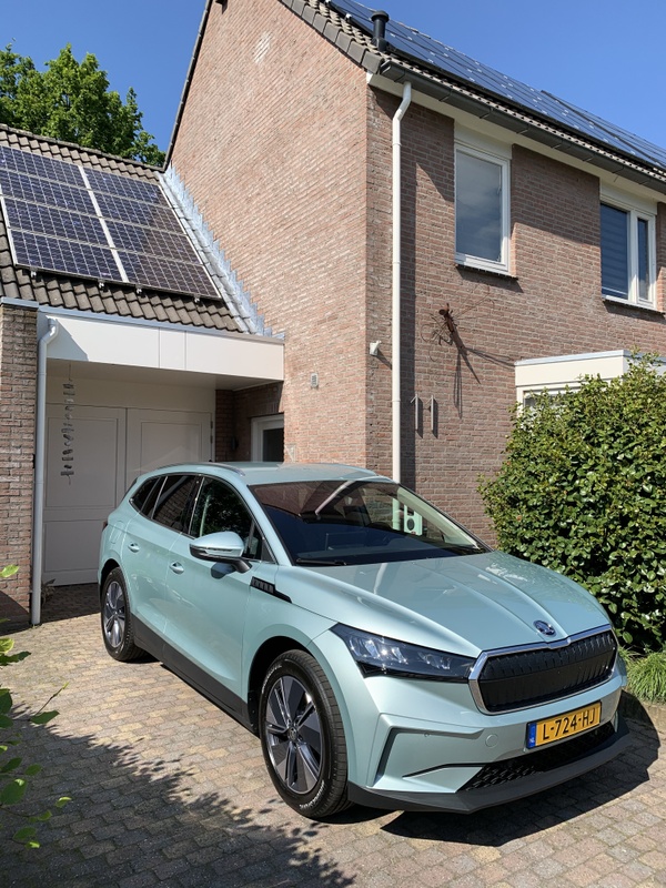 Afbeeldingslocatie: https://tweakers.net/i/sGnuIy4AVI6RMcCrIfJ7UV_Ydwc=/x800/filters:strip_icc():strip_exif()/f/image/9XfIWOxxRBMhpCxSXSH19lD0.jpg?f=fotoalbum_large