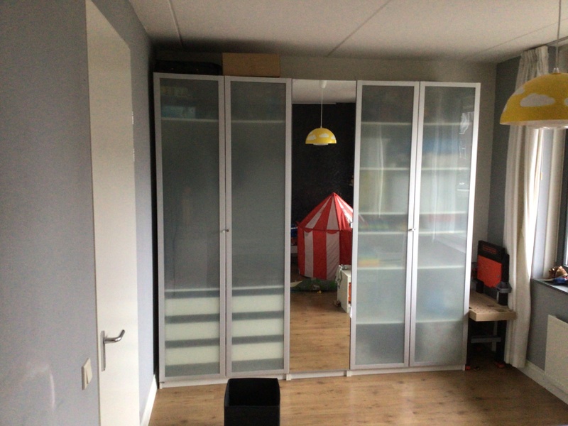 Afbeeldingslocatie: https://tweakers.net/i/sIVm4YCeXGNIdi41E1VucF5bILw=/800x/filters:strip_icc():strip_exif()/f/image/sF4MqiQ6AK5CyZP8U0chWYJE.jpg?f=fotoalbum_large