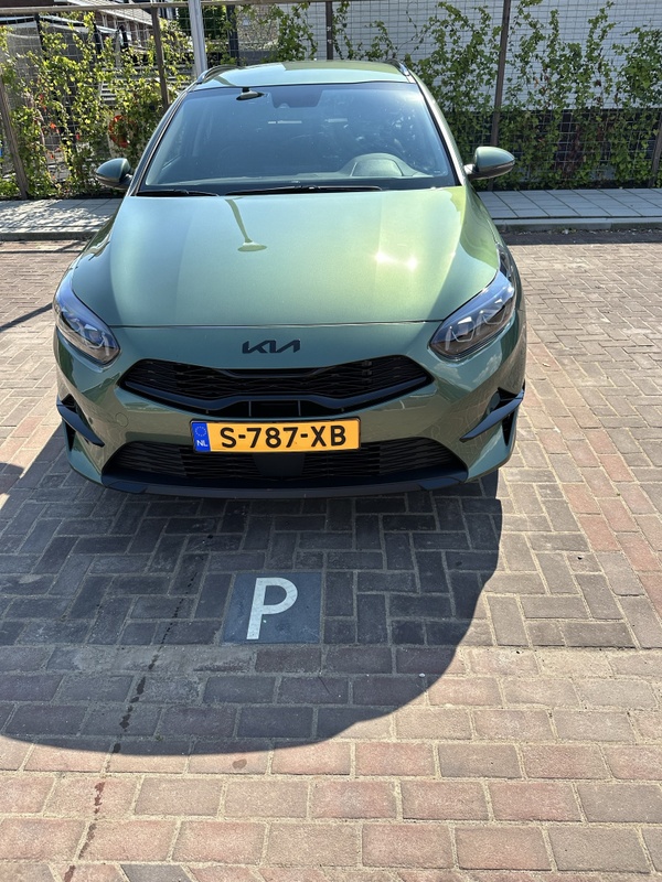 Afbeeldingslocatie: https://tweakers.net/i/sIp3kxnrPj7RDatTbK62IdLvRao=/x800/filters:strip_icc():strip_exif()/f/image/4rVXDbSEsqfTxUeDC8VHn7CC.jpg?f=fotoalbum_large