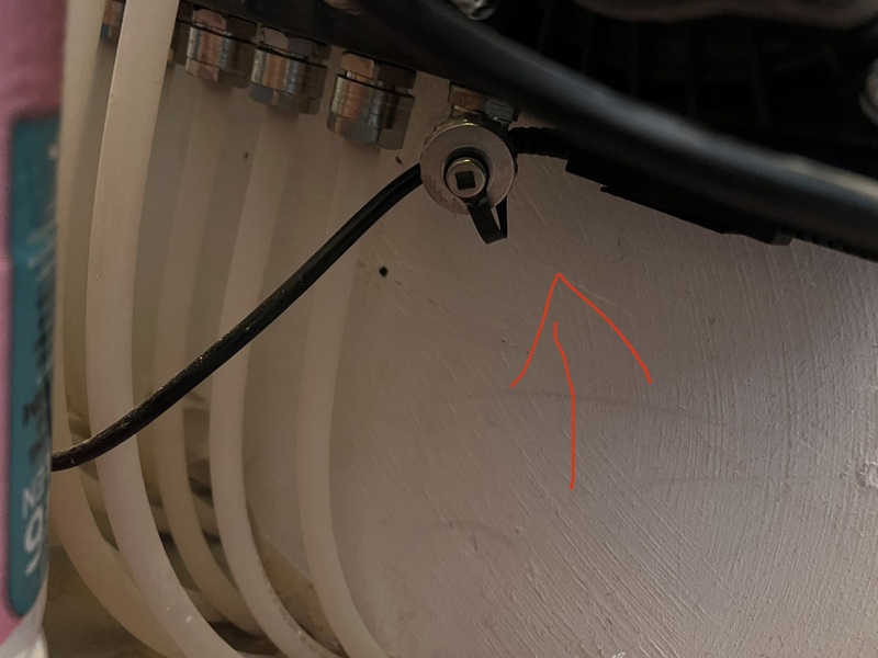 Afbeeldingslocatie: https://tweakers.net/i/sJ3GidSmeGq459dvBlFqfduI6Wo=/800x/filters:strip_icc():strip_exif()/f/image/Q75VYVcpLVRsuTXtB1vved06.jpg?f=fotoalbum_large