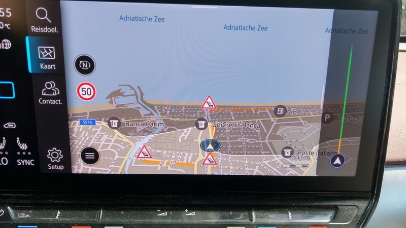 Afbeeldingslocatie: https://tweakers.net/i/sK24Z_npLr58gjiQTG3SlhiRX84=/800x/filters:strip_icc():strip_exif()/f/image/jh2omGuaUIvIrDEHkHxuGQxB.jpg?f=fotoalbum_large