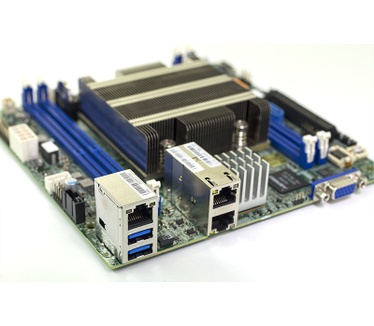 Supermicro X11SDV-4C-TLN2F Emb Xeon-D MiniITX 4Core (MBD-X11SDV-4C-TLN2F-O)