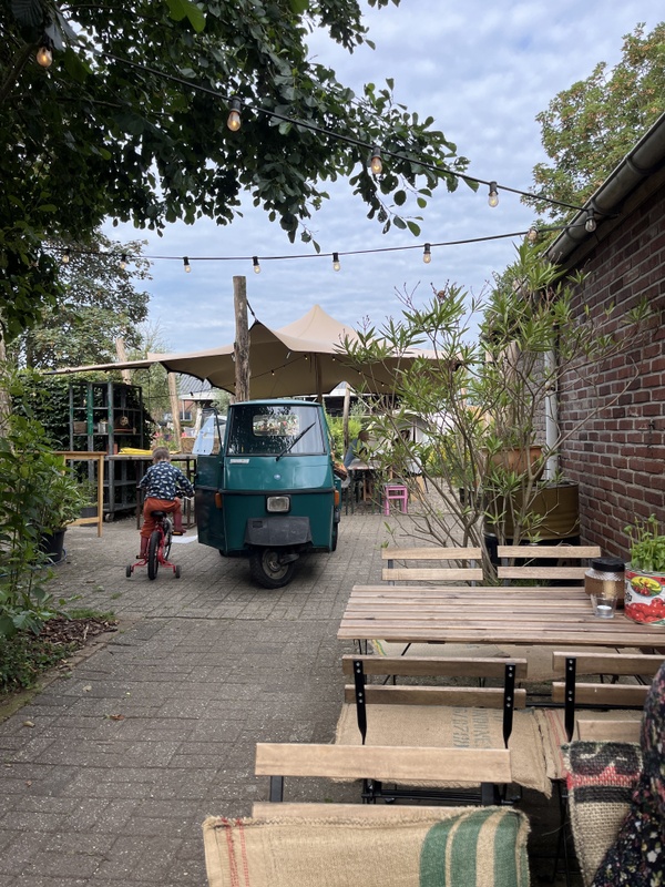 Afbeeldingslocatie: https://tweakers.net/i/sMJvQTn6m03M7xRiIREsTFD4WJg=/x800/filters:strip_icc():strip_exif()/f/image/yR0ONpggozbZ5t1g85EpNmF1.jpg?f=fotoalbum_large