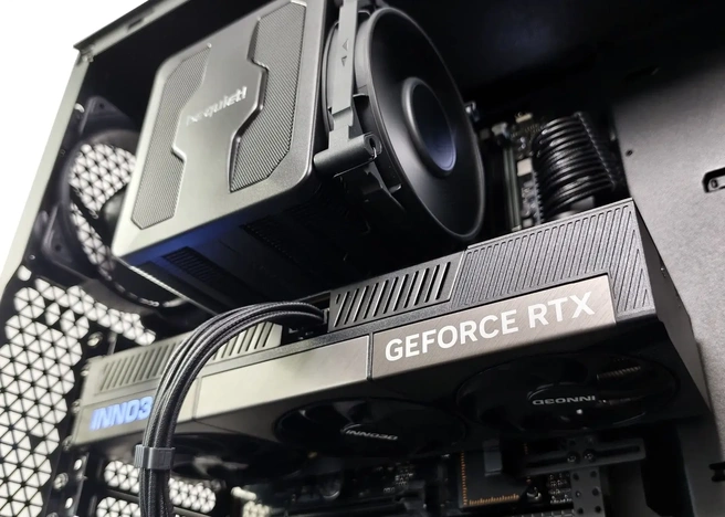 Xenith Extreme Silent AI - Ryzen 9 9900X3D - GeForce RTX 5080
