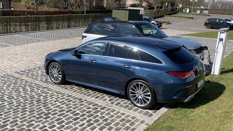 Afbeeldingslocatie: https://tweakers.net/i/sSTJC3hpvr3cP92E7glAO7RK_3A=/800x/filters:strip_icc():strip_exif()/f/image/HIAqcBHw4u7eohAcyIQl1mlN.jpg?f=fotoalbum_large