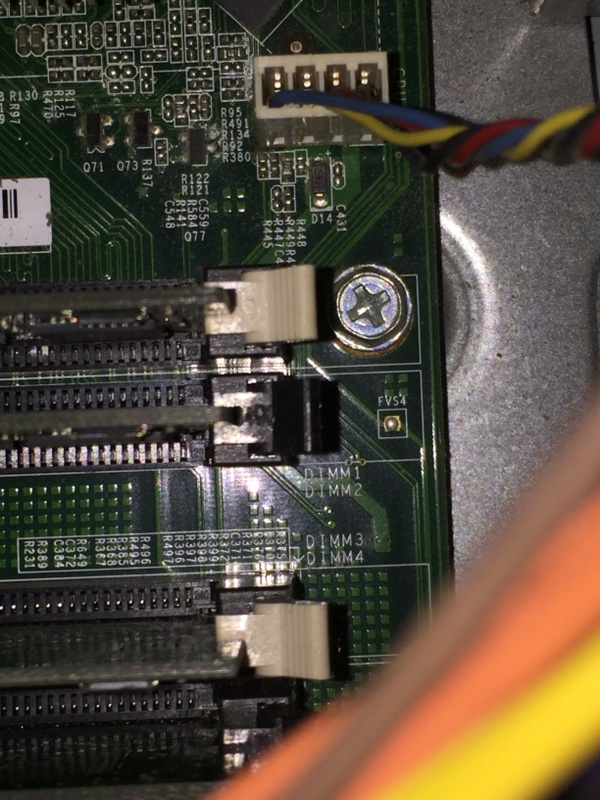 Afbeeldingslocatie: https://tweakers.net/i/sU8unZgM-rljyLBuVvkNB7N0vXk=/x800/filters:strip_icc():strip_exif()/f/image/WP2FRVaqgip1wg2xsKM3Wmlo.jpg?f=fotoalbum_large