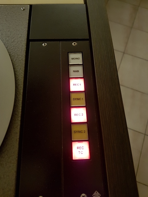 Afbeeldingslocatie: https://tweakers.net/i/sW47dMgO6-nxmipHrDjAjCx9yVY=/x800/filters:strip_icc():strip_exif()/f/image/UTKXaBqBB8PtLJ8rhi1JrShs.jpg?f=fotoalbum_large