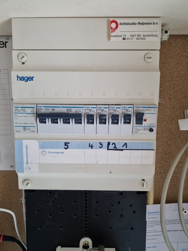 Afbeeldingslocatie: https://tweakers.net/i/sXlbdCrDxhhD9E2raifKMH9a2ak=/x800/filters:strip_icc():strip_exif()/f/image/HuOOr1Ia8Mn42BNSXEo3hHv1.jpg?f=fotoalbum_large