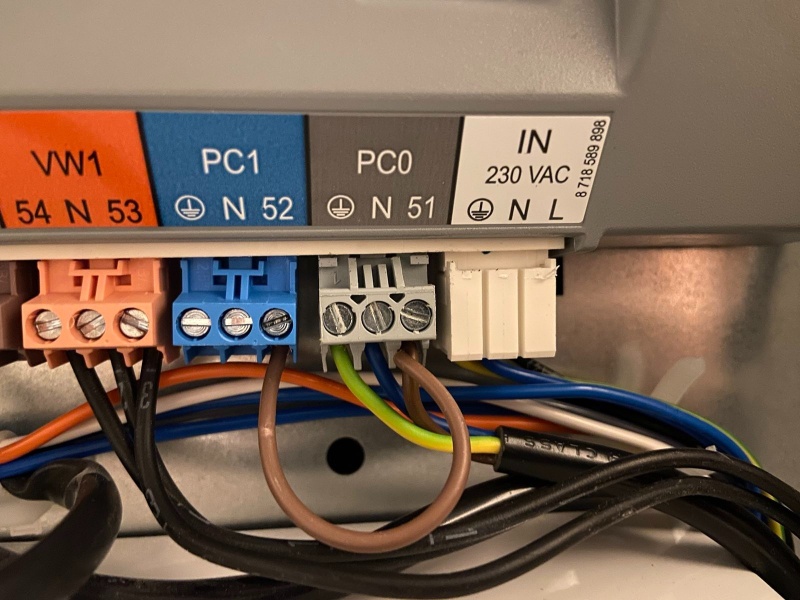 Afbeeldingslocatie: https://tweakers.net/i/sbxD9v6NReTjAyCe9GfaCWWzC0U=/800x/filters:strip_icc():strip_exif()/f/image/Wj3uqyAxtNqsAHzCZJHrDxhy.jpg?f=fotoalbum_large