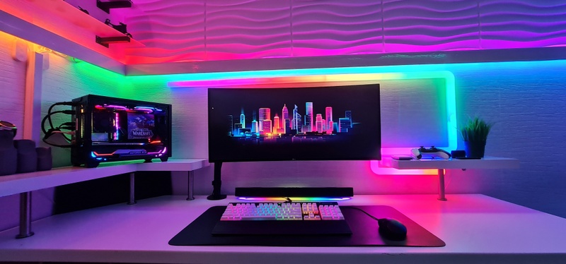 Afbeeldingslocatie: https://tweakers.net/i/sc4gXwliZ3zTNSeIdtc3yZAEex0=/800x/filters:strip_icc():strip_exif()/f/image/nR9CWaefF7DuovovACpspf5i.jpg?f=fotoalbum_large