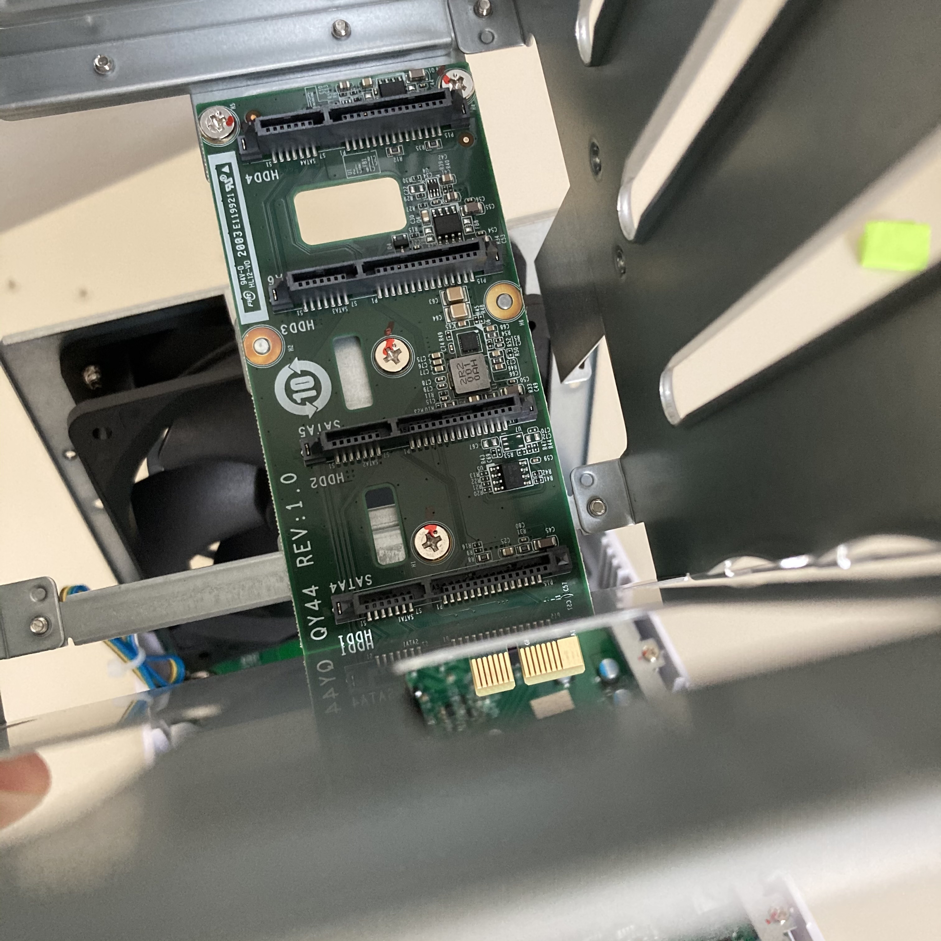 SATA Backplane