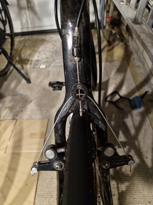 Afbeeldingslocatie: https://tweakers.net/i/sd3_-sqABxA_3lTAlRwV38jOekA=/x800/filters:strip_icc():strip_exif()/f/image/u78PWCYCXp9TmS903O5xIk91.jpg?f=fotoalbum_large