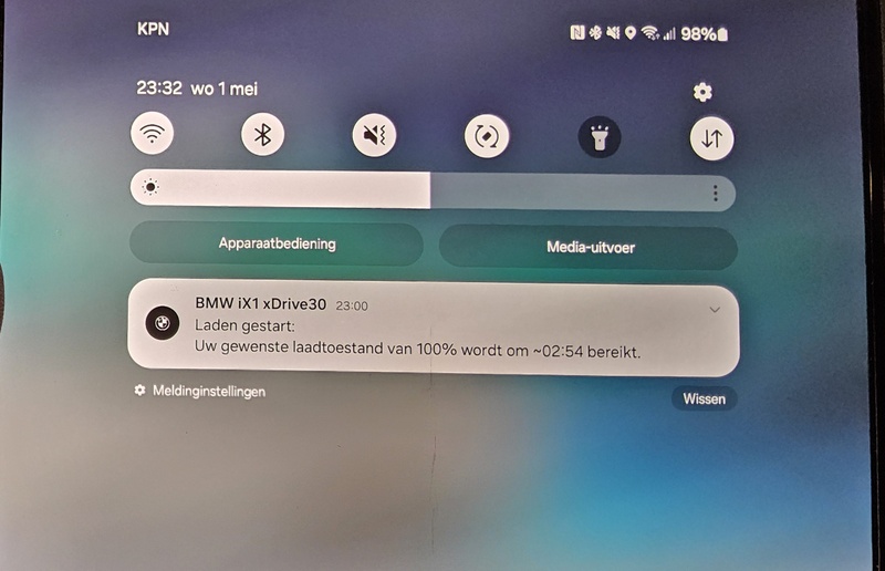 Afbeeldingslocatie: https://tweakers.net/i/sdv4kaLMtxLclDtpAwQ4q4fDau0=/800x/filters:strip_icc():strip_exif()/f/image/wyuemW7WmHkwYTZuzmcVoDc1.jpg?f=fotoalbum_large