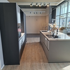 Afbeeldingslocatie: https://tweakers.net/i/se0bnUyfuuSv--JTrpGIepT-Ii8=/232x232/filters:strip_icc():strip_exif()/f/image/QrC1IiO5z9XUwZsKtV46cn1W.jpg?f=fotoalbum_tile