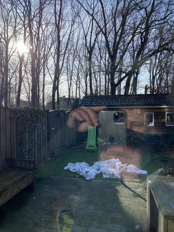 Afbeeldingslocatie: https://tweakers.net/i/se8TqBaMOSW45TXa0obowooMyFg=/x800/filters:strip_icc():strip_exif()/f/image/RLy2WfgmdQC7X5hkomcMA7jn.jpg?f=fotoalbum_large