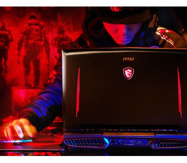 MSI GT75 8SG-036 Titan