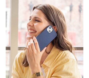 Accezz Liquid Silicone Backcover iPhone 13 - Donkerblauw