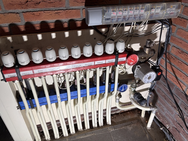 Afbeeldingslocatie: https://tweakers.net/i/shPlPHviyKDlEY3e-DKVf594_AE=/800x/filters:strip_icc():strip_exif()/f/image/lUeNZ9ZFovzMBBd9ffSBRaod.jpg?f=fotoalbum_large