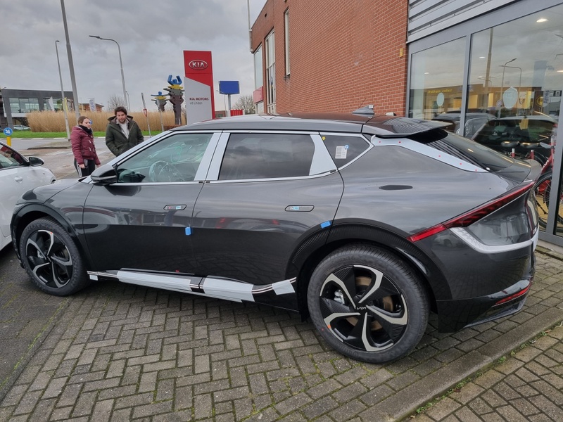 Afbeeldingslocatie: https://tweakers.net/i/sjjdqtUXKlTodvlAoh-wxYuvgvY=/800x/filters:strip_icc():strip_exif()/f/image/XvwzfzBtV37rdtT3aBnGuVgr.jpg?f=fotoalbum_large