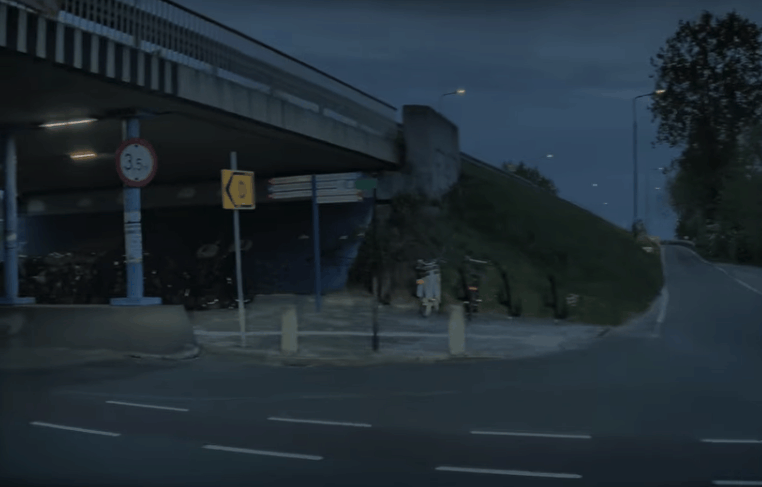 Afbeeldingslocatie: https://tweakers.net/i/skAd7Tp6uCvK6KVWMTIAffWkFRA=/fit-in/4000x4000/filters:no_upscale():strip_exif()/f/image/no4QnDd5LmCIjffJJec8zWpn.png?f=user_large