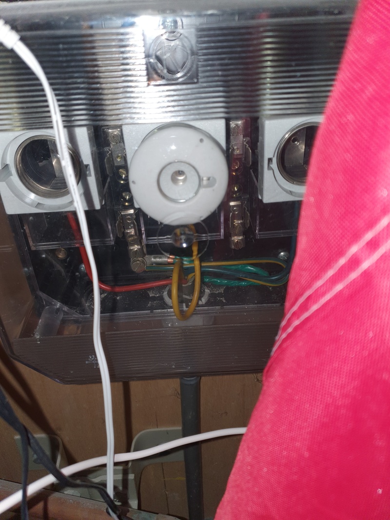 Afbeeldingslocatie: https://tweakers.net/i/slvVR0K-xtJ_poJuOoG44U18uHw=/800x/filters:strip_icc():strip_exif()/f/image/PwLgQh5VY3sfAYl8GymxO4VR.jpg?f=fotoalbum_large