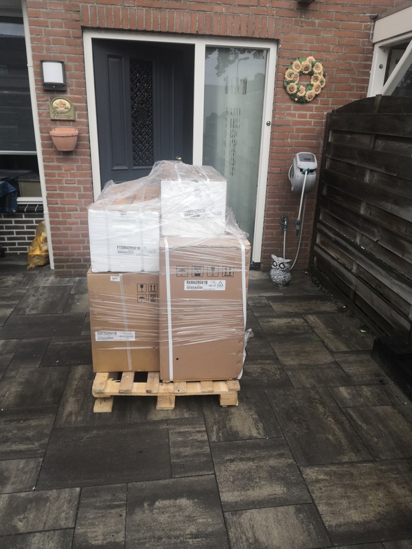 Afbeeldingslocatie: https://tweakers.net/i/sqXI4x-YlU4fb6CHvmnjlkSRPhY=/x800/filters:strip_icc():strip_exif()/f/image/CNhyYMrcK7ijHhEZf0w5ZXx7.jpg?f=fotoalbum_large