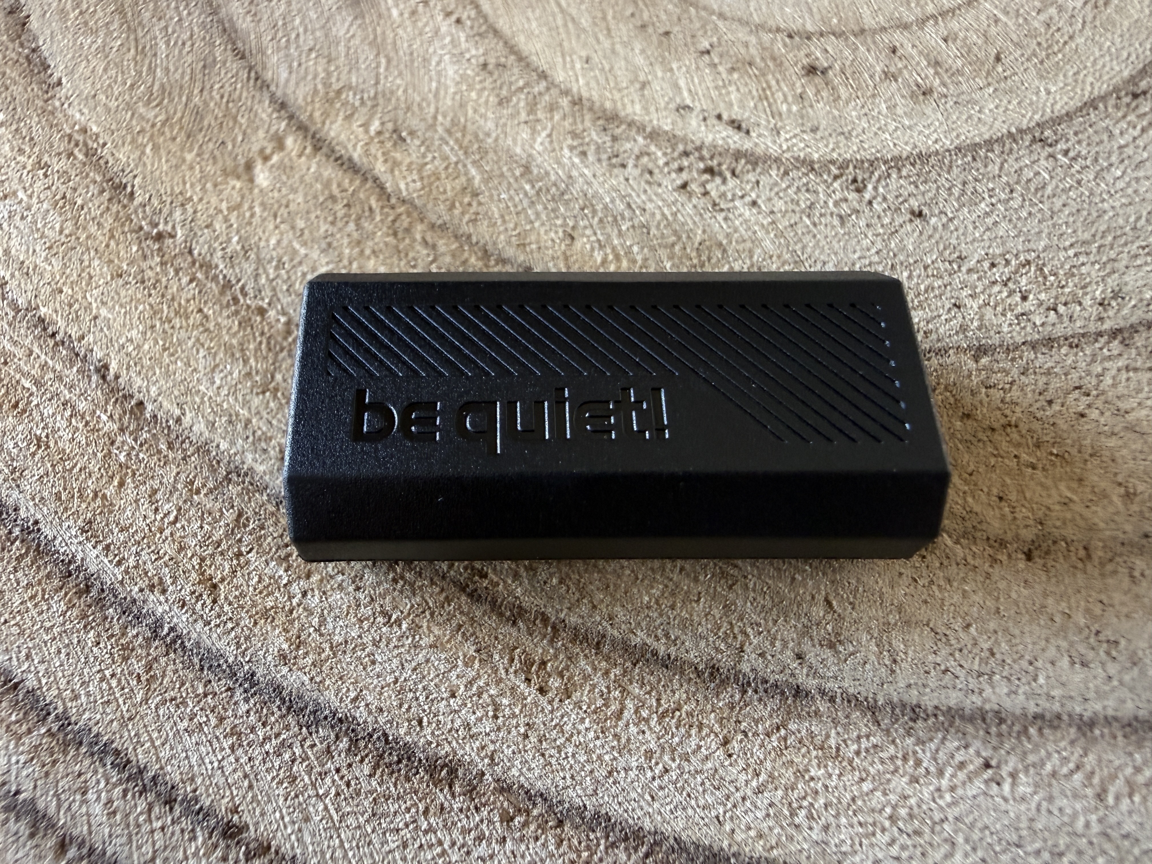 Afbeeldingslocatie: https://tweakers.net/i/ssTg59DNyRotQ-RsV3cP_BwP_Lo=/m/383141/1W9Klagl4xrmWUrnLhddUx1QK3Z4IE1EYET63grmiOHL5VTvQO.jpeg