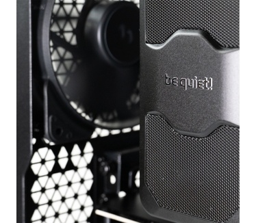 Xenith Expert Stealth XT - Ryzen 7 9850X3D - Radeon RX 9070 XT