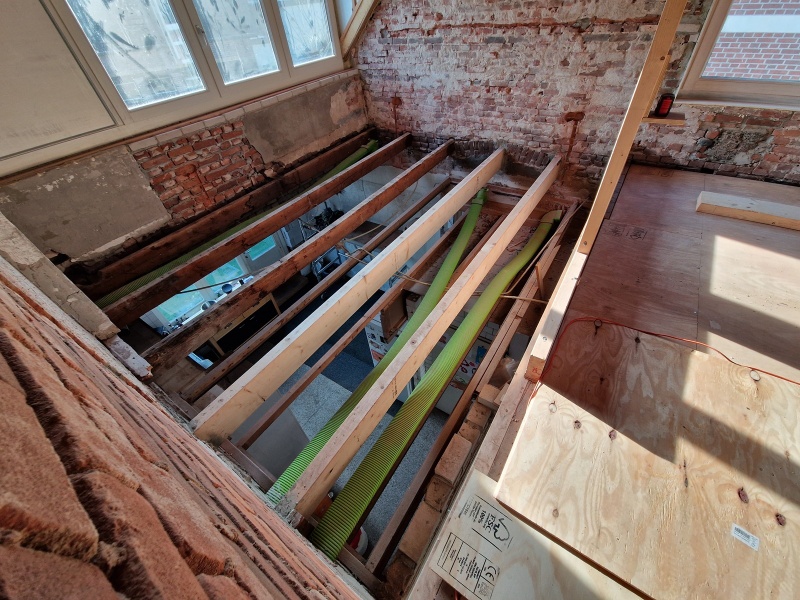 Afbeeldingslocatie: https://tweakers.net/i/svLjn2sNk_l7UqDlOMkG24o35eY=/800x/filters:strip_icc():strip_exif()/f/image/aGBr1f4yGudO5hICCP6wVLhU.jpg?f=fotoalbum_large