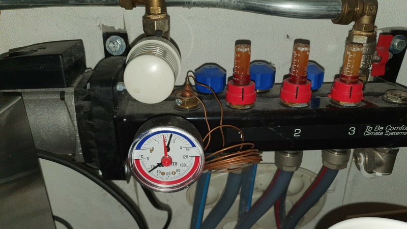 Afbeeldingslocatie: https://tweakers.net/i/swx6wDrvAo_ud2vQA3yxsOBoAiU=/800x/filters:strip_icc():strip_exif()/f/image/PgD3NlyeA3EzVU2cszveRP4Y.jpg?f=fotoalbum_large