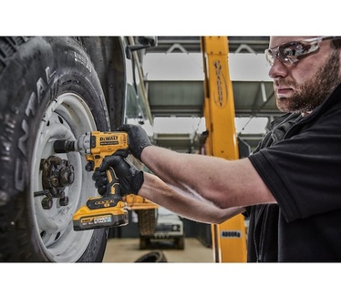 DeWalt DCF891H2T-QW