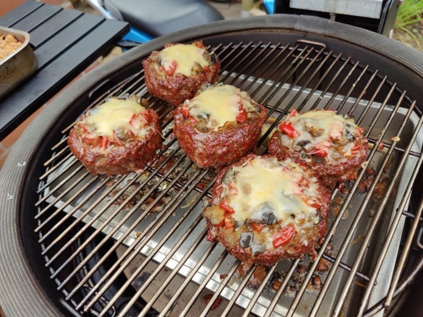 Afbeeldingslocatie: https://tweakers.net/i/t2PbYhPrnuzoFlSig56pruS29Ys=/full-fit-in/4920x3264/filters:max_bytes(3145728):no_upscale():strip_icc():fill(white):strip_exif()/f/image/h1zjWYglW0agfwxhjNYC75L1.jpg?f=user_large