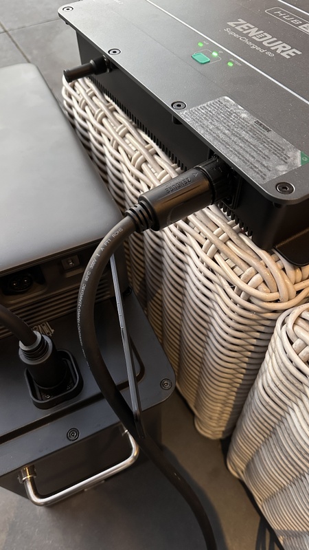 Afbeeldingslocatie: https://tweakers.net/i/t9gcodrwbvFtf_9LyMqEF1TRoV8=/x800/filters:strip_icc():strip_exif()/f/image/Pql7R9MfPgrEu6tD769vIh6f.jpg?f=fotoalbum_large