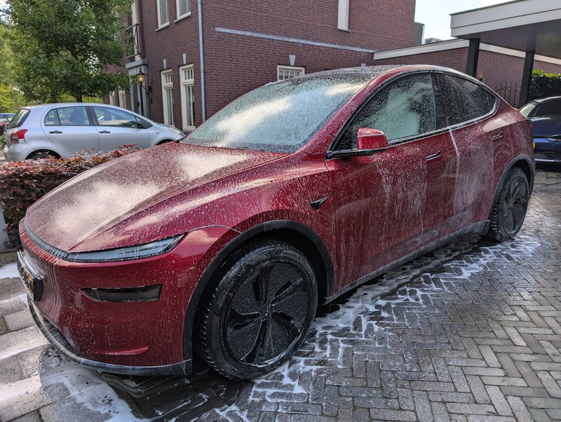 Afbeeldingslocatie: https://tweakers.net/i/t9lgJuOg9xe0WtpAvZAVboTO0ns=/800x/filters:strip_icc():strip_exif()/f/image/dU7dyoENfG5JwrowXW2urHTA.jpg?f=fotoalbum_large