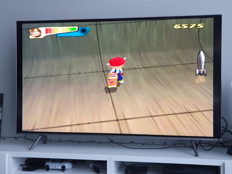 Afbeeldingslocatie: https://tweakers.net/i/tDi1zhzFpzKddAcvHsWNAd9_tJw=/800x/filters:strip_icc():strip_exif()/f/image/JCEYj64KvEC0kUIuo7PIc6IK.jpg?f=fotoalbum_large