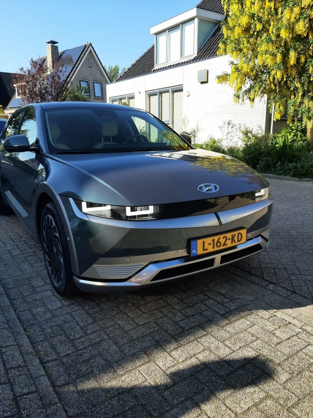 Afbeeldingslocatie: https://tweakers.net/i/tF3mtDf77y3XS5XaBbPIU_O40ow=/full-fit-in/4920x3264/filters:max_bytes(3145728):no_upscale():strip_icc():fill(white):strip_exif()/f/image/wAS0hZ5VWttPL3AZTBDWFlRW.jpg?f=user_large