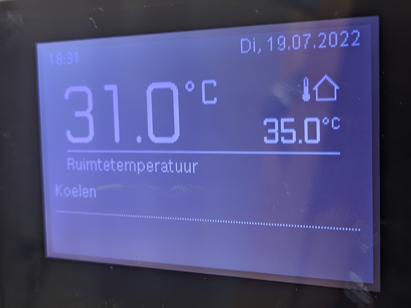 Afbeeldingslocatie: https://tweakers.net/i/tF6F4XkG9DAmh5mulWAWy5yFPHc=/800x/filters:strip_icc():strip_exif()/f/image/DOXsnOioxyafi6laBAYuPcer.jpg?f=fotoalbum_large